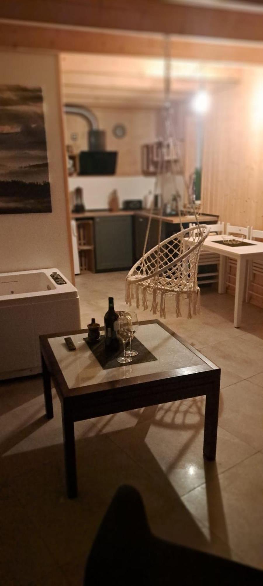 Domek Mecenasa Nieledwia Kültér fotó